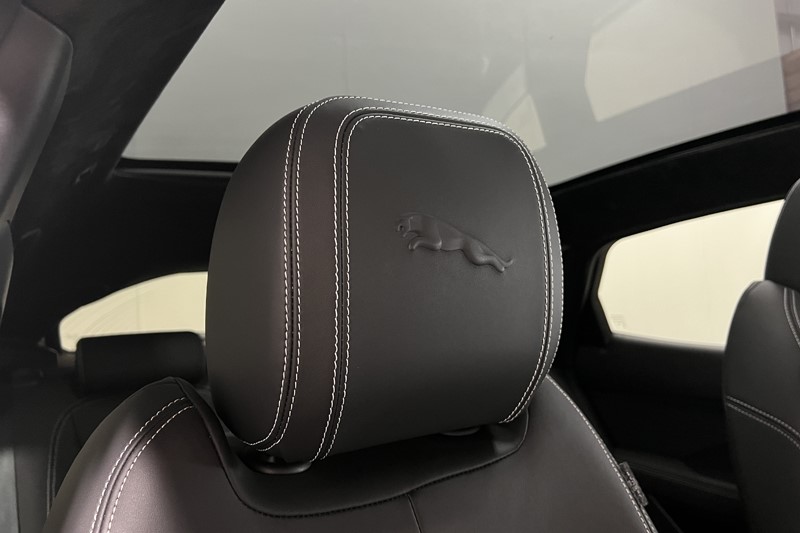 2023 (73) JAGUAR E-PACE 1.5 P300e R-Dynamic HSE Black 5dr Auto 5638414
