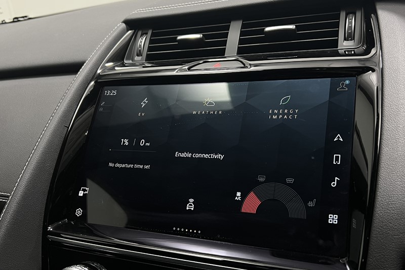 2023 (73) JAGUAR E-PACE 1.5 P300e R-Dynamic HSE Black 5dr Auto 5638424