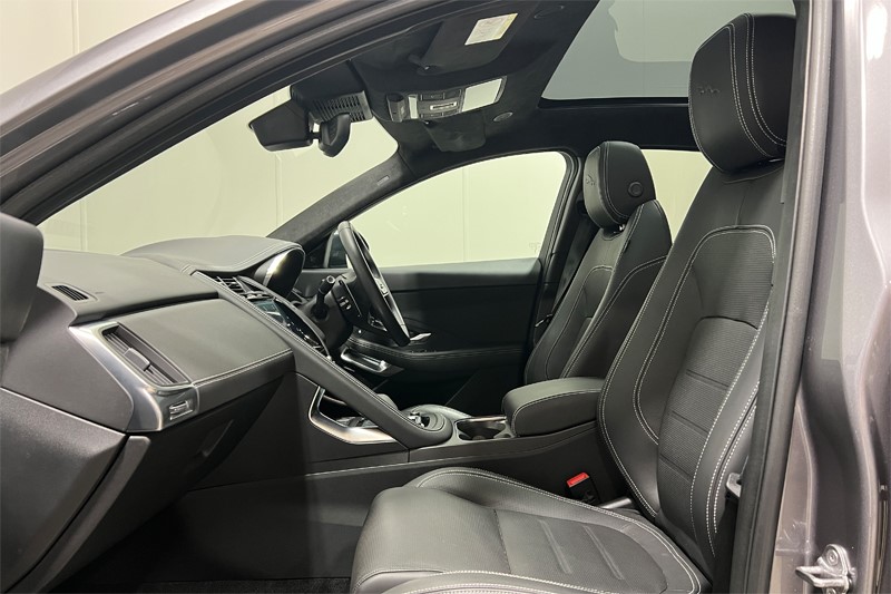 2023 (73) JAGUAR E-PACE 1.5 P300e R-Dynamic HSE Black 5dr Auto 5638396