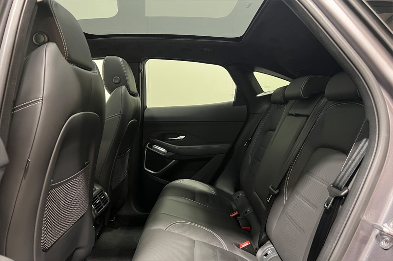 2023 (73) JAGUAR E-PACE 1.5 P300e R-Dynamic HSE Black 5dr Auto 5638397