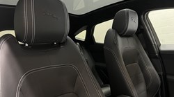 2023 (73) JAGUAR E-PACE 1.5 P300e R-Dynamic HSE Black 5dr Auto 5638413