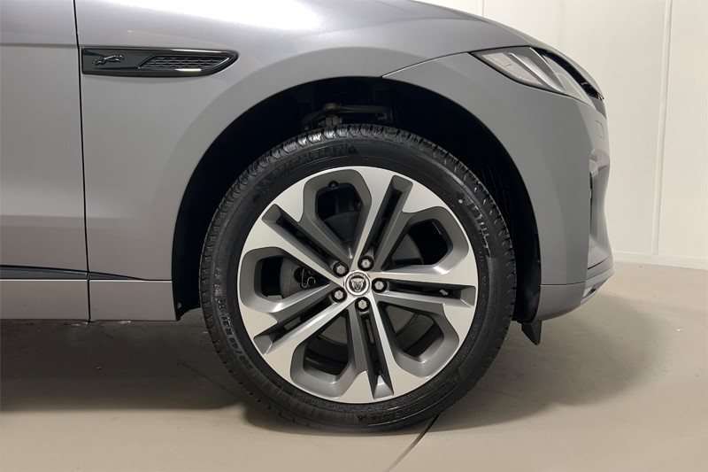 2023 (23) JAGUAR F-PACE 2.0 P250 R-Dynamic HSE Black 5dr Auto AWD 5661780