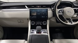 2023 (23) JAGUAR F-PACE 2.0 P250 R-Dynamic HSE Black 5dr Auto AWD 5661782