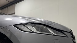 2023 (23) JAGUAR F-PACE 2.0 P250 R-Dynamic HSE Black 5dr Auto AWD 5661826