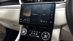 2023 (23) JAGUAR F-PACE 2.0 P250 R-Dynamic HSE Black 5dr Auto AWD 5661798
