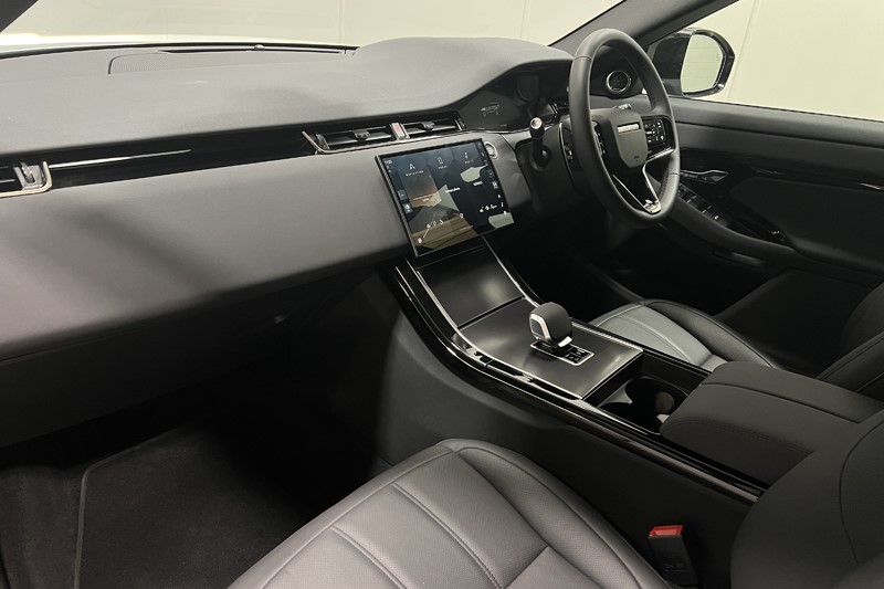 2026 (75) LAND ROVER RANGE ROVER EVOQUE 2.0 D200 Dynamic SE 5dr Auto 5622355