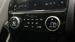 2024 (24) JAGUAR E-PACE 1.5 P300e R-Dynamic HSE Black 5dr Auto 5638576