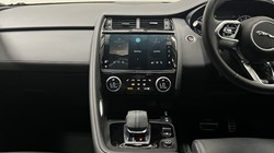 2024 (24) JAGUAR E-PACE 1.5 P300e R-Dynamic HSE Black 5dr Auto 5638559