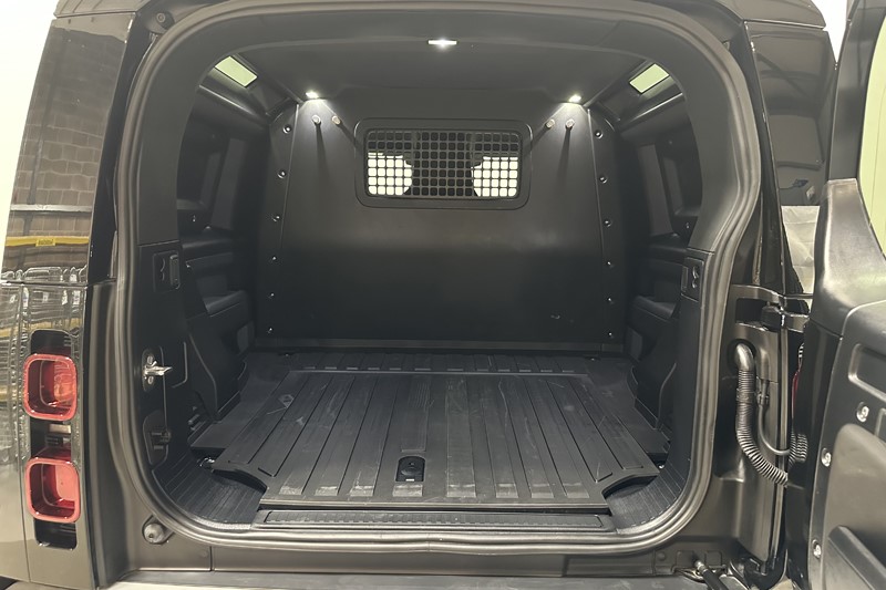 2024 (74) LAND ROVER COMMERCIAL DEFENDER 3.0 D250 Hard Top S Auto [3 Seat] 5669280