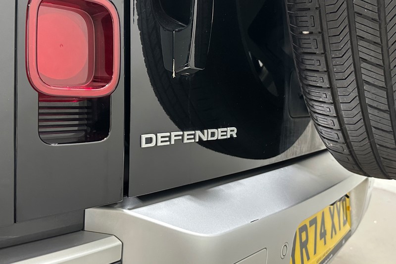 2024 (74) LAND ROVER COMMERCIAL DEFENDER 3.0 D250 Hard Top S Auto [3 Seat] 5669284