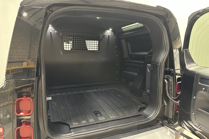 2024 (74) LAND ROVER COMMERCIAL DEFENDER 3.0 D250 Hard Top S Auto [3 Seat] 5669281