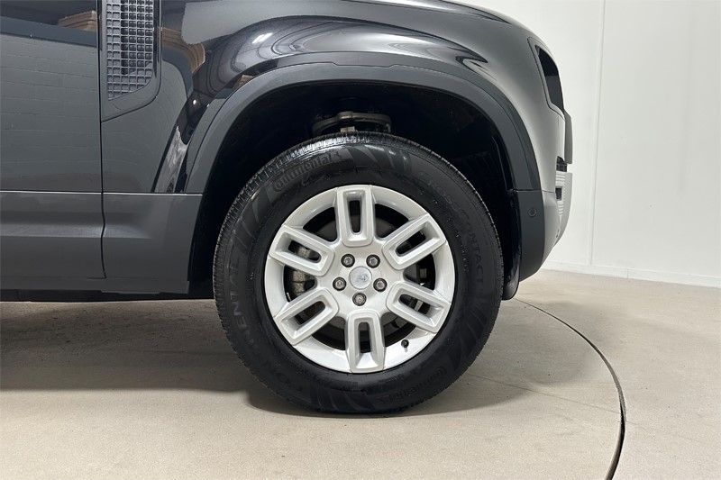 2024 (74) LAND ROVER COMMERCIAL DEFENDER 3.0 D250 Hard Top S Auto [3 Seat] 5669254