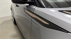 2020 (70) LAND ROVER RANGE ROVER EVOQUE 2.0 D180 R-Dynamic SE 5dr Auto 5754545