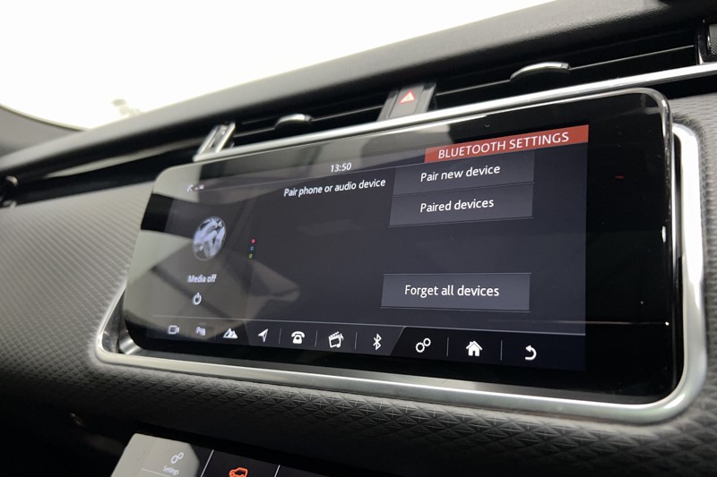 2020 (69) LAND ROVER RANGE ROVER VELAR 3.0 D300 R-Dynamic S 5dr Auto 5632704
