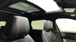 2020 (69) LAND ROVER RANGE ROVER VELAR 3.0 D300 R-Dynamic S 5dr Auto 5632690