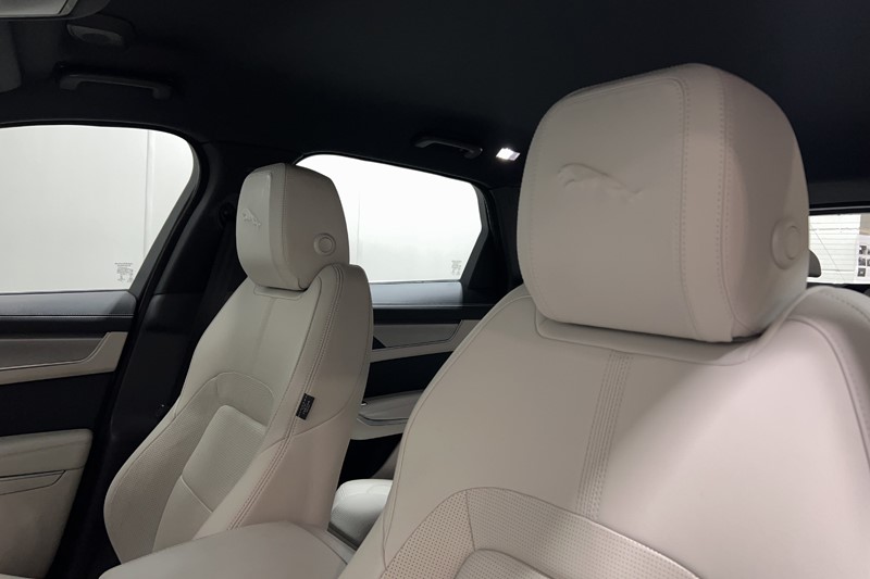 2023 (72) JAGUAR F-PACE 2.0 P250 R-Dynamic S 5dr Auto AWD 5672805