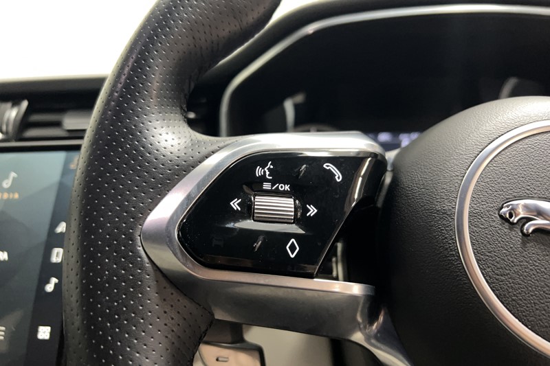 2023 (72) JAGUAR F-PACE 2.0 P250 R-Dynamic S 5dr Auto AWD 5672792