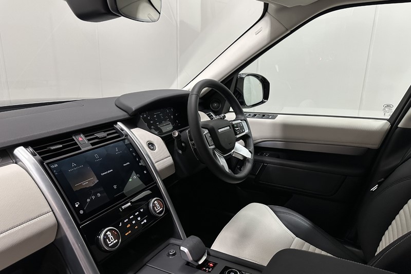 2025 (75) LAND ROVER DISCOVERY 3.0 D350 Gemini 5dr Auto 5643926