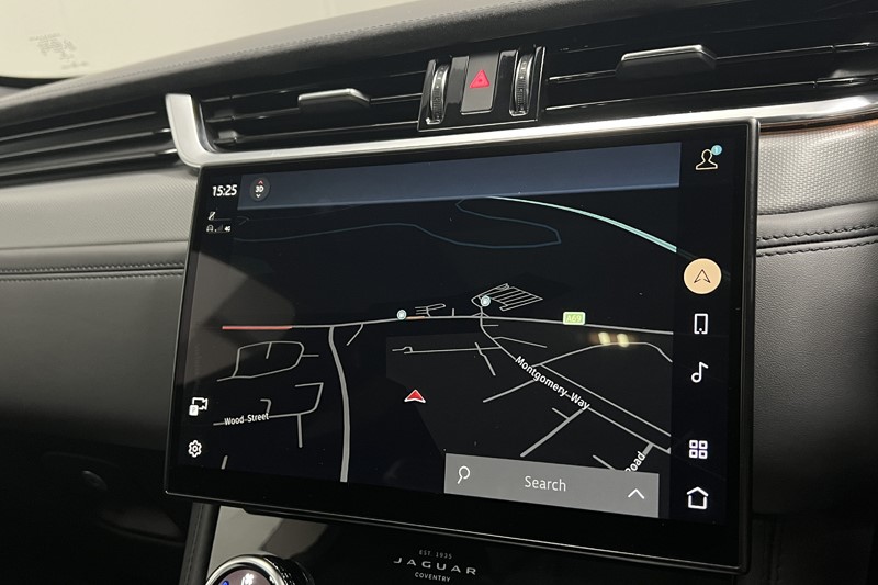 2022 (72) JAGUAR F-PACE 5.0 V8 550 SVR 5dr Auto AWD 5648174