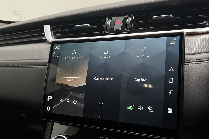 2022 (72) JAGUAR F-PACE 5.0 V8 550 SVR 5dr Auto AWD 5648176