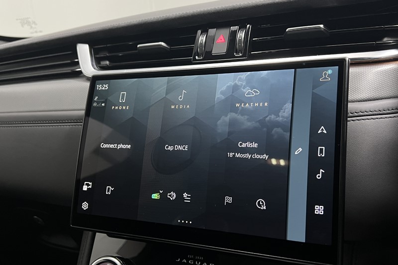 2022 (72) JAGUAR F-PACE 5.0 V8 550 SVR 5dr Auto AWD 5648177