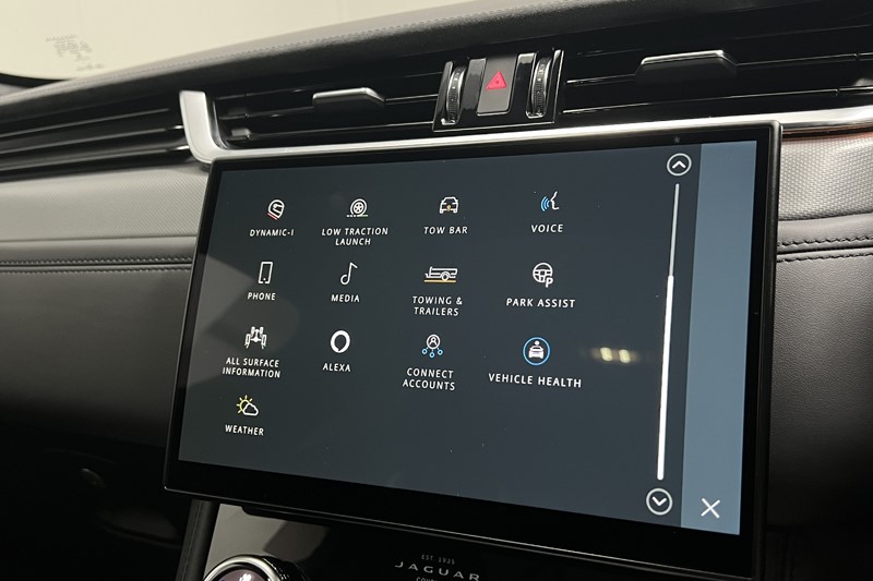 2022 (72) JAGUAR F-PACE 5.0 V8 550 SVR 5dr Auto AWD 5648179