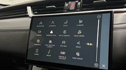 2022 (72) JAGUAR F-PACE 5.0 V8 550 SVR 5dr Auto AWD 5648178