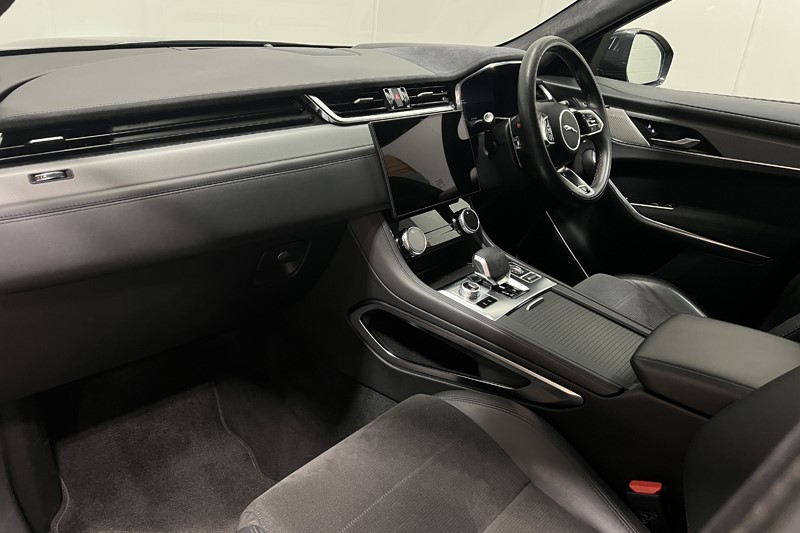 2022 (72) JAGUAR F-PACE 5.0 V8 550 SVR 5dr Auto AWD 5648182