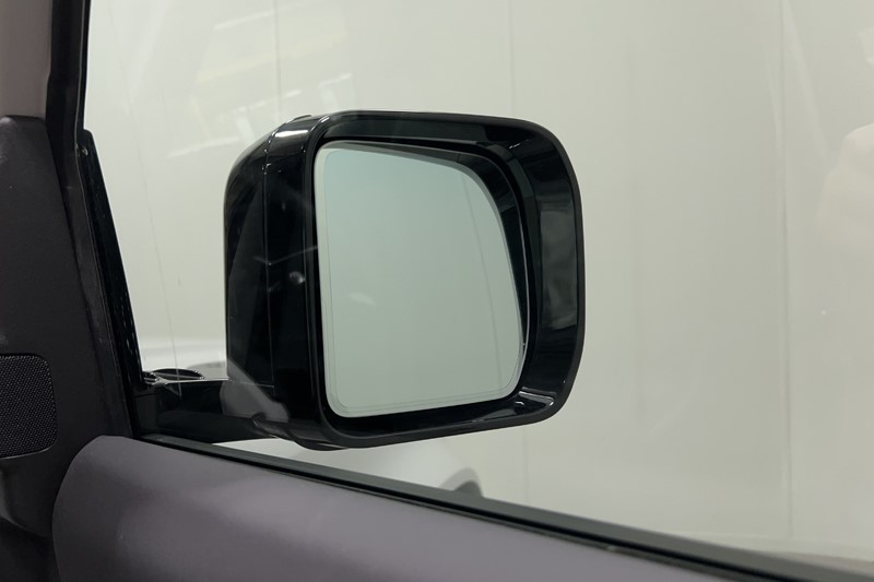 2026 (26) LAND ROVER COMMERCIAL DEFENDER 3.0 D250 Hard Top S Auto 5635651