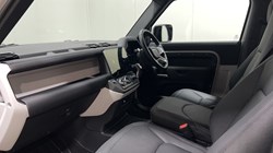 2026 (26) LAND ROVER COMMERCIAL DEFENDER 3.0 D250 Hard Top S Auto 5635675