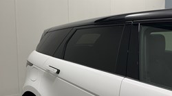 2025 (75) LAND ROVER RANGE ROVER EVOQUE 1.5 P270e Dynamic SE 5dr Auto 5685300