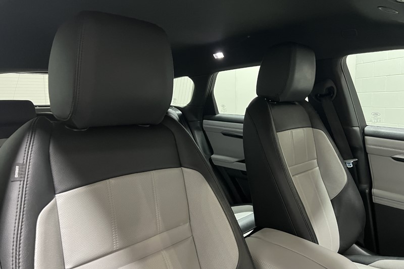 2023 (23) LAND ROVER RANGE ROVER EVOQUE 1.5 P300e R-Dynamic SE 5dr Auto 5648561