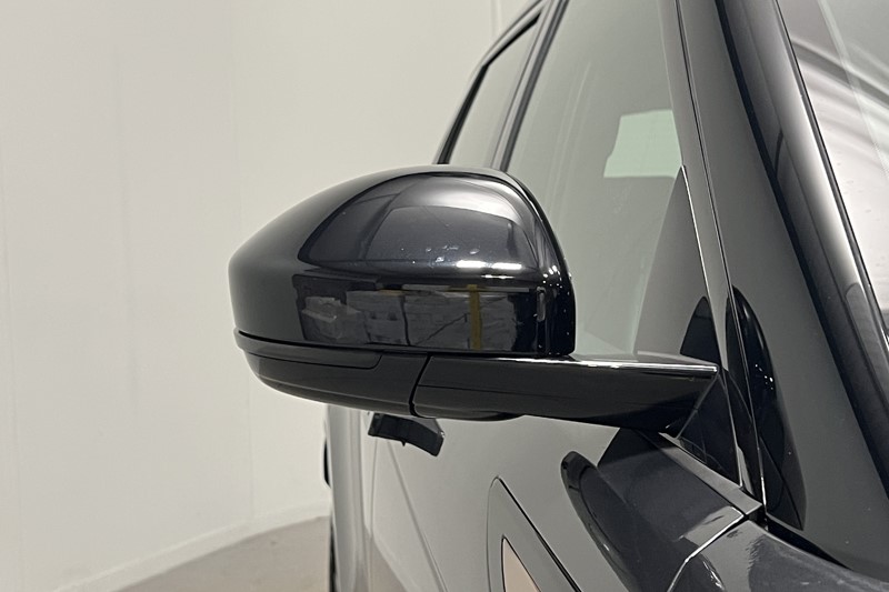 2023 (23) LAND ROVER RANGE ROVER EVOQUE 1.5 P300e R-Dynamic SE 5dr Auto 5648588