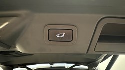 2022 (22) LAND ROVER RANGE ROVER VELAR 2.0 D200 R-Dynamic SE 5dr Auto 5656783