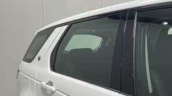 2021 (21) LAND ROVER DISCOVERY SPORT 2.0 D150 5dr 2WD 5659324
