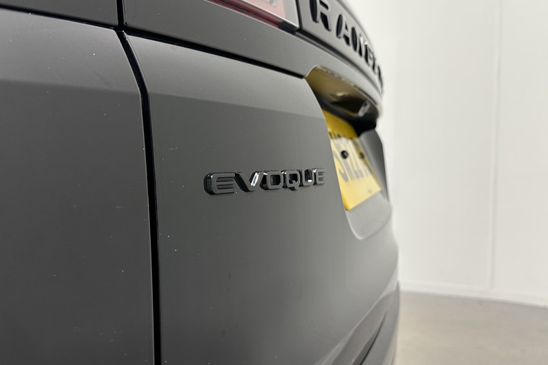 2022 (22) LAND ROVER RANGE ROVER EVOQUE 2.0 D200 Evoque Edition 5dr Auto 5656238