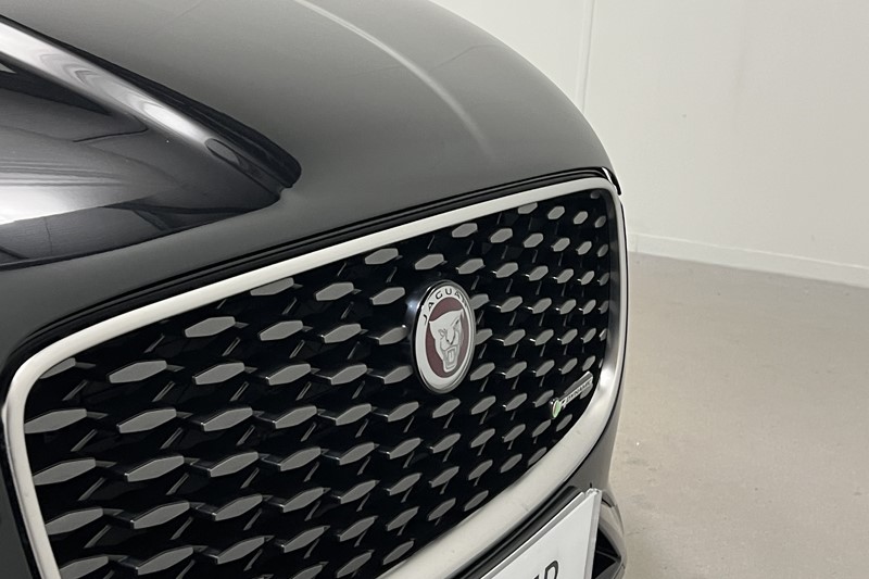 2022 (22) JAGUAR F-PACE 2.0 D200 R-Dynamic S 5dr Auto AWD 5673273
