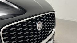 2022 (22) JAGUAR F-PACE 2.0 D200 R-Dynamic S 5dr Auto AWD 5673273