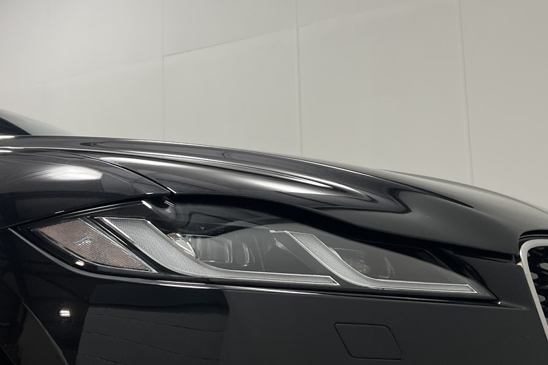 2022 (22) JAGUAR F-PACE 2.0 D200 R-Dynamic S 5dr Auto AWD 5673272
