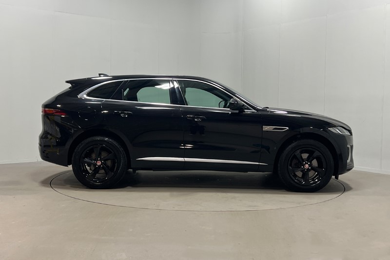 2022 (22) JAGUAR F-PACE 2.0 D200 R-Dynamic S 5dr Auto AWD 5673236