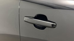 2022 (22) JAGUAR F-PACE 2.0 D200 R-Dynamic S 5dr Auto AWD 5673269