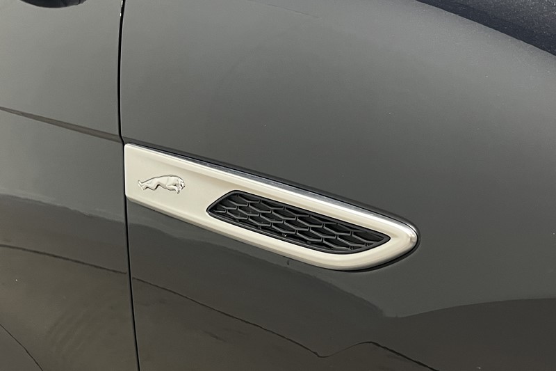 2022 (22) JAGUAR F-PACE 2.0 D200 R-Dynamic S 5dr Auto AWD 5673271