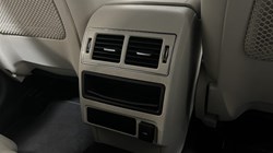 2022 (22) JAGUAR F-PACE 2.0 D200 R-Dynamic S 5dr Auto AWD 5673243