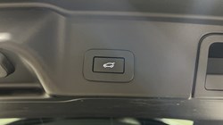 2023 (23) LAND ROVER RANGE ROVER EVOQUE 1.5 P300e Evoque Edition 5dr Auto 5662629