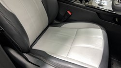 2023 (23) LAND ROVER RANGE ROVER EVOQUE 1.5 P300e Evoque Edition 5dr Auto 5662603