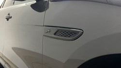 2023 (73) JAGUAR F-PACE 2.0 D200 R-Dynamic SE Black 5dr Auto AWD 5683755
