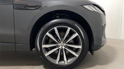 2023 (73) JAGUAR F-PACE 2.0 D200 R-Dynamic SE Black 5dr Auto AWD 5683712