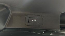 2023 (73) JAGUAR F-PACE 2.0 D200 R-Dynamic SE Black 5dr Auto AWD 5683749