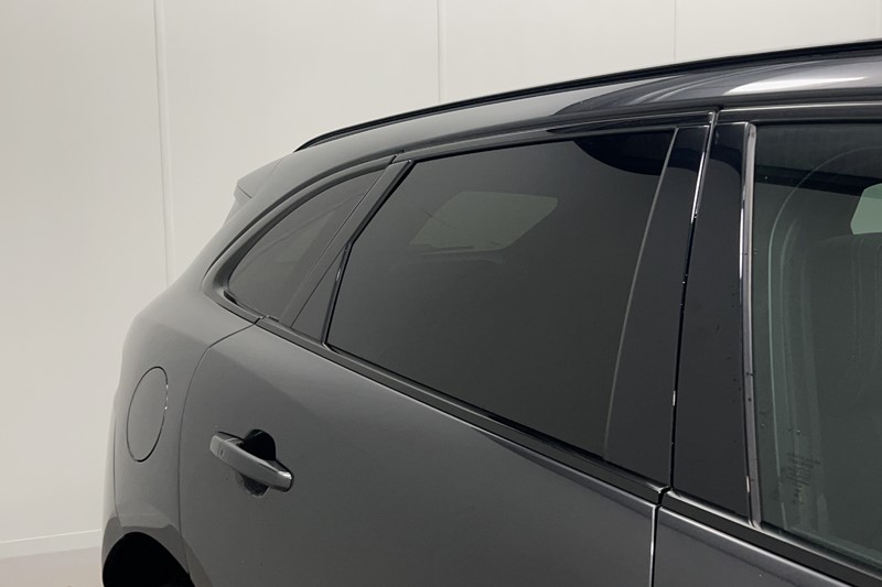 2023 (73) JAGUAR F-PACE 2.0 D200 R-Dynamic SE Black 5dr Auto AWD 5683752
