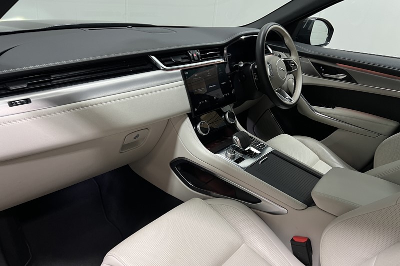 2023 (23) JAGUAR F-PACE 2.0 D200 R-Dynamic SE Black 5dr Auto AWD 5673373